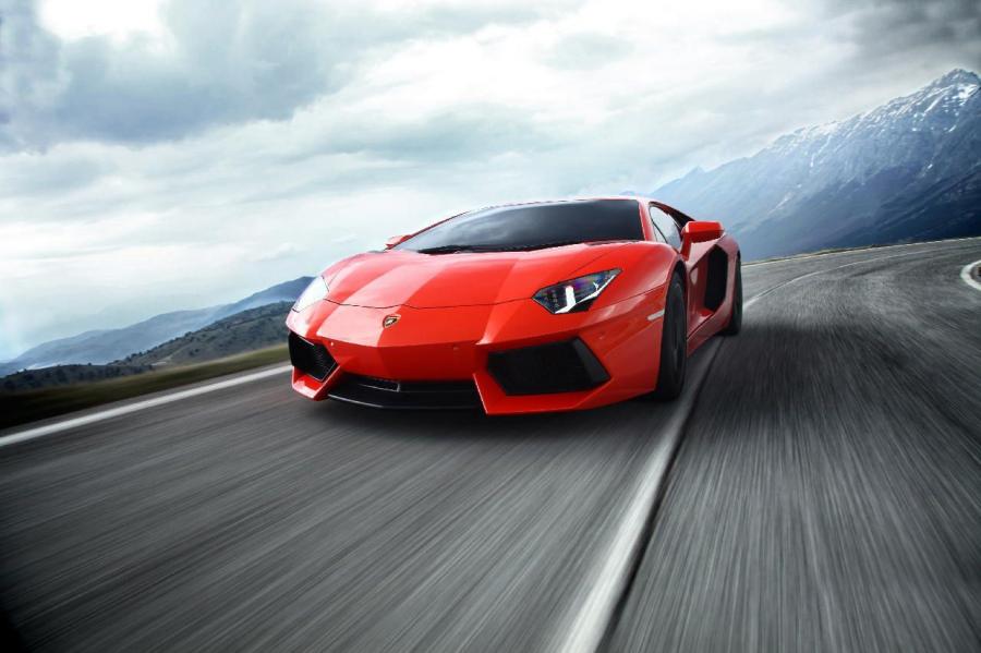  Lamborghini Aventador LP700-4 2011 года  (фото 30 из 204)